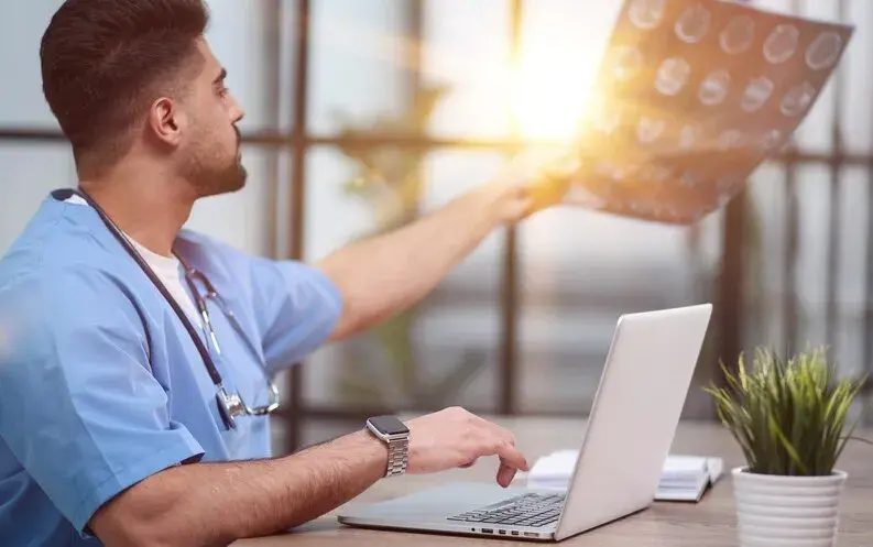 radiologos clinica